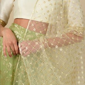 THE SAREE ROOM — Gold Tara Dupatta